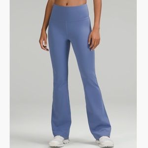 flared leggings/yoga pants